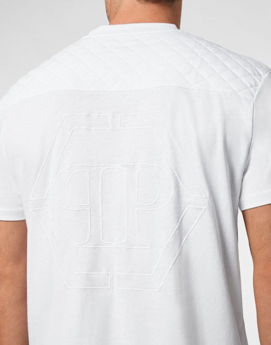 футболка  из проверенных материалов спереди