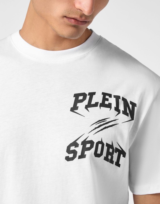 футболка  из проверенных материалов спереди