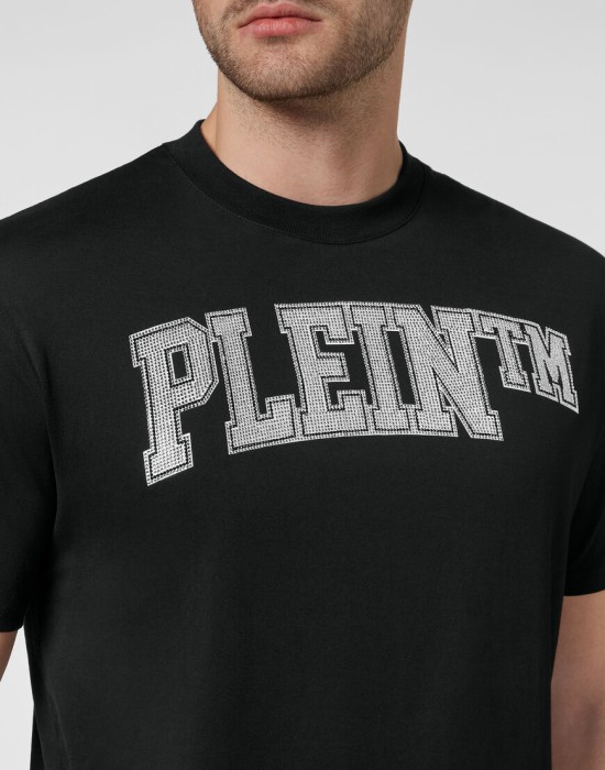 футболка  из америки вид сбоку