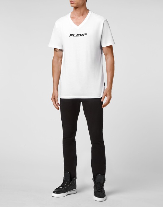 футболка  по цене 36696 руб вид справа