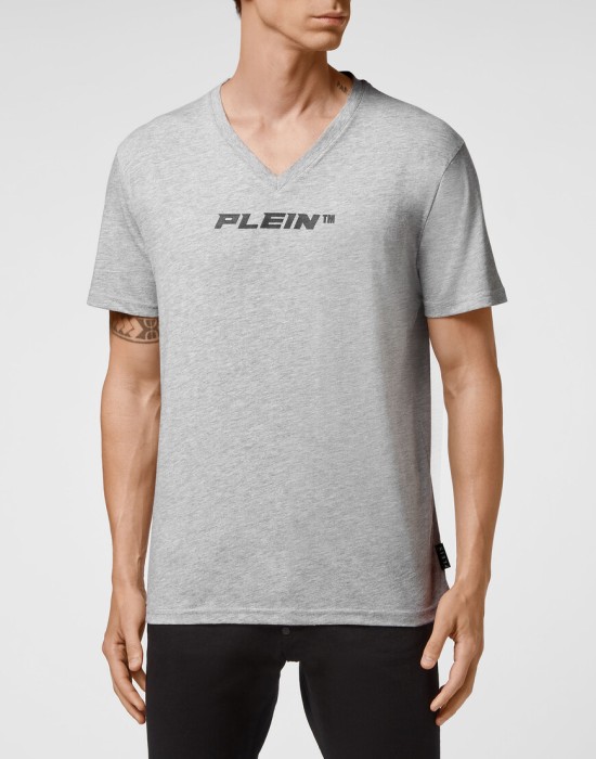 футболка  от бренда philipp plein вид слева