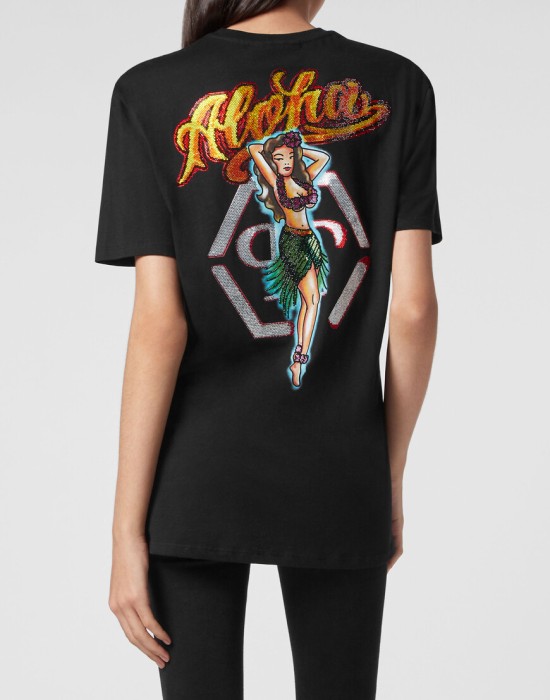 футболка  из америки вид сбоку