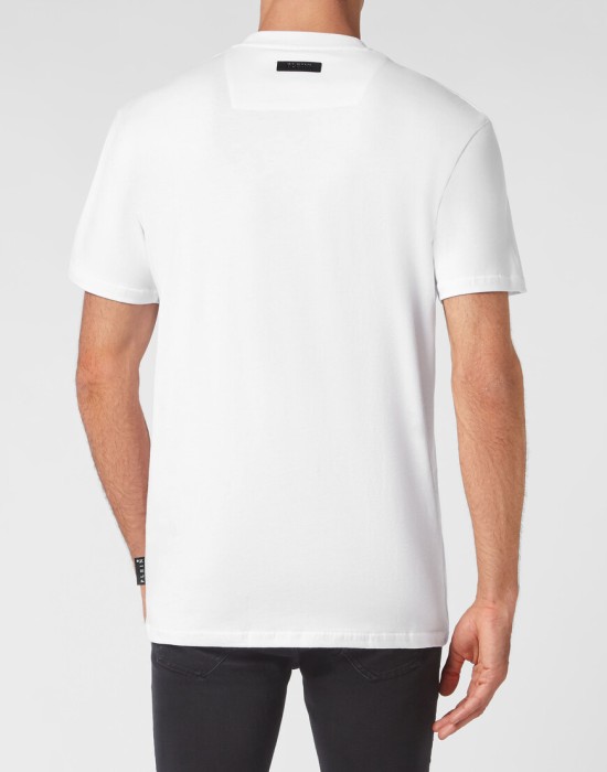 футболка  из америки вид сбоку