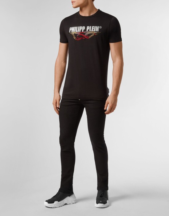 футболка  из проверенных материалов спереди