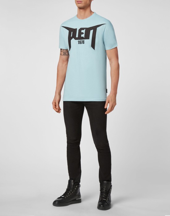 Товар голубого цвета с внутренней стороны