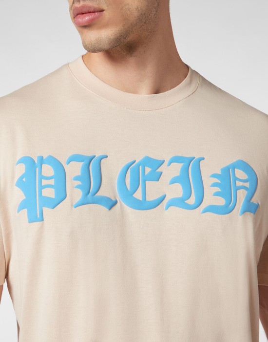 футболка  из проверенных материалов спереди