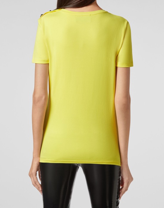 футболка  из америки вид сбоку