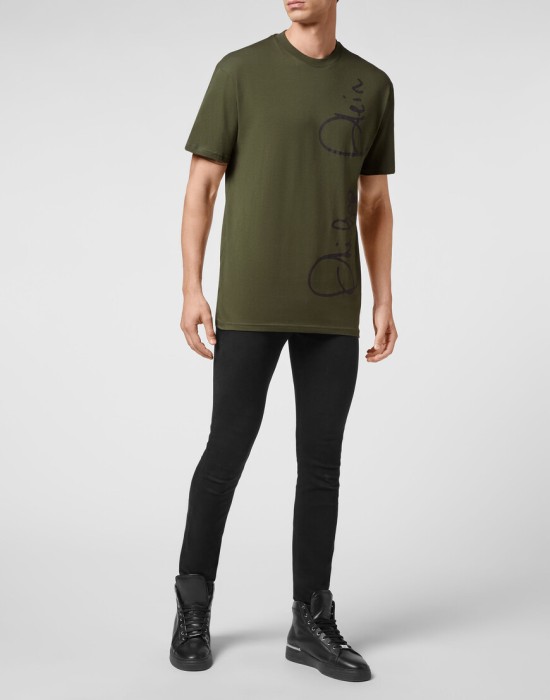 Товар серого цвета с внутренней стороны