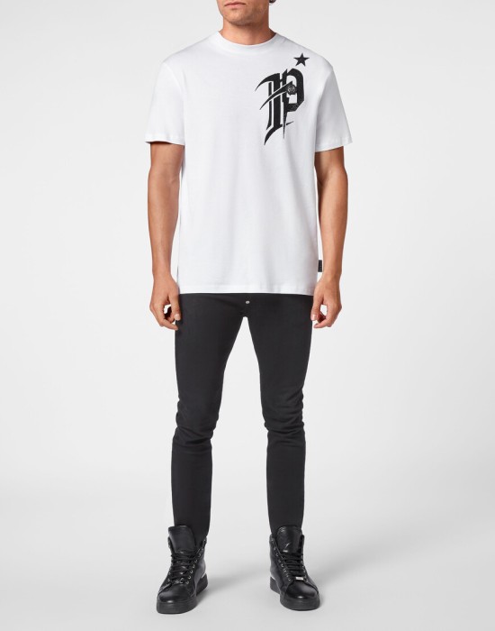 футболка  по цене 51680 руб вид справа