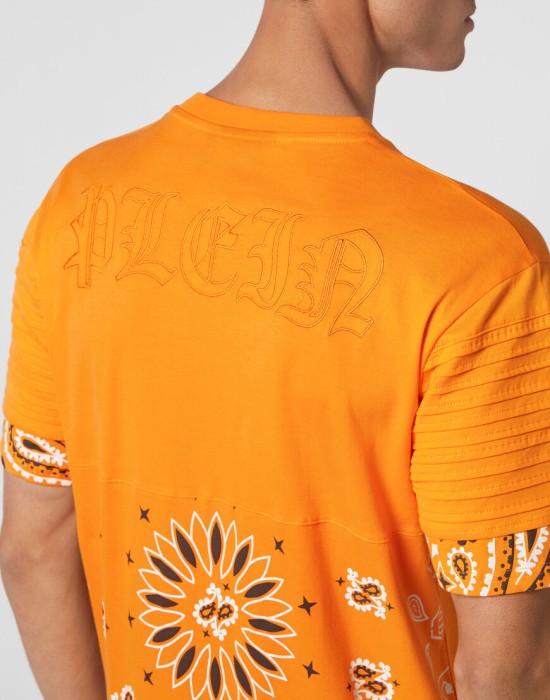 футболка  из проверенных материалов спереди