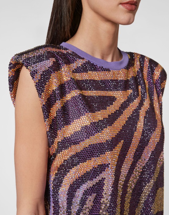 футболка  из америки вид сбоку