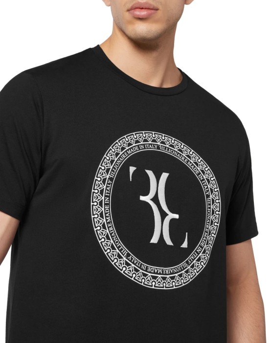 футболка  из италии вид сбоку