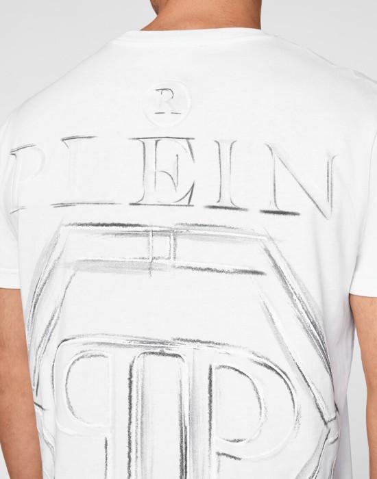 футболка  из америки вид сбоку