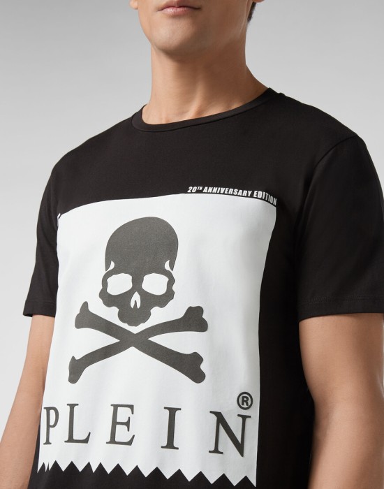 футболка  из проверенных материалов спереди