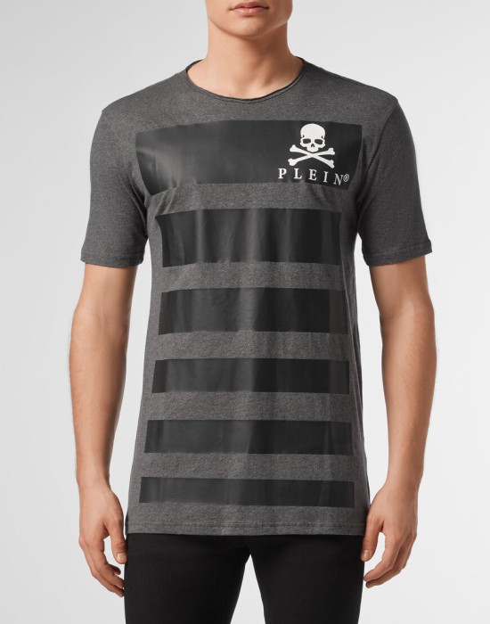 футболка  от бренда philipp plein вид слева