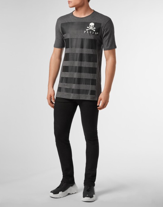 Товар серого цвета с внутренней стороны