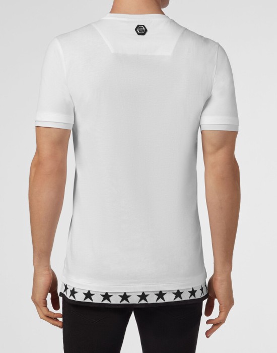 футболка  из америки вид сбоку