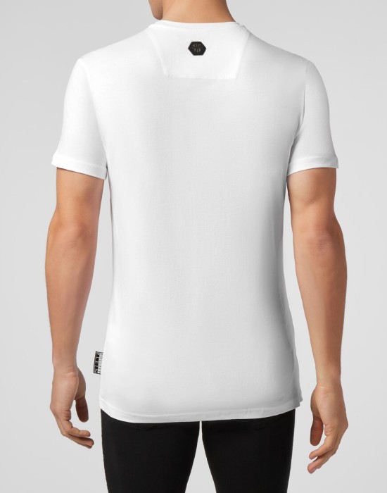 футболка  из америки вид сбоку