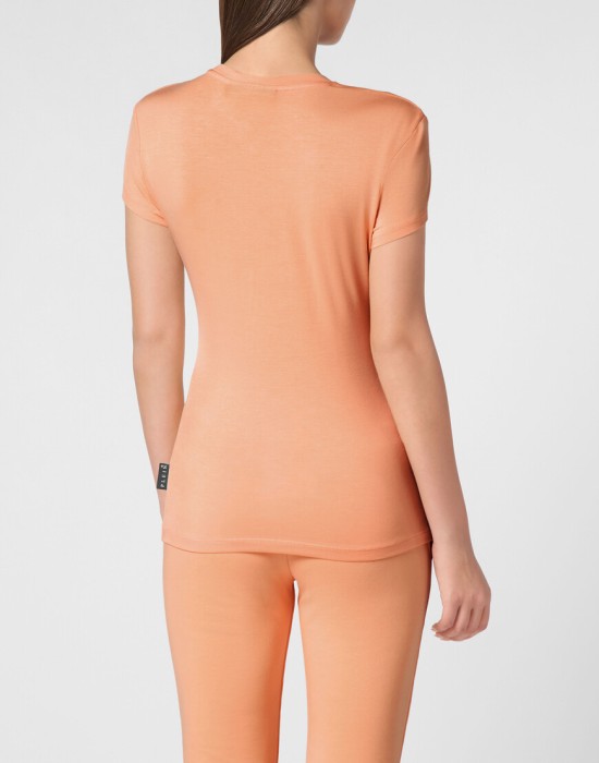 футболка  из америки вид сбоку