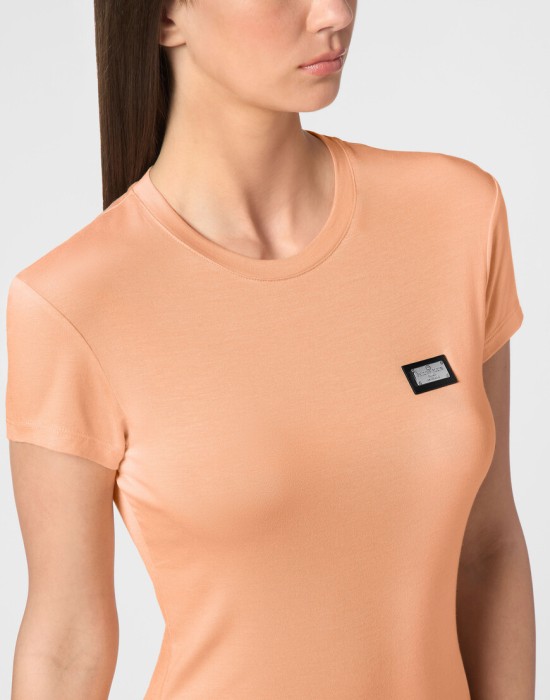 футболка  из проверенных материалов спереди