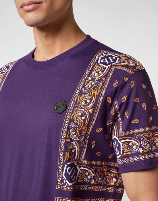 футболка  из проверенных материалов спереди