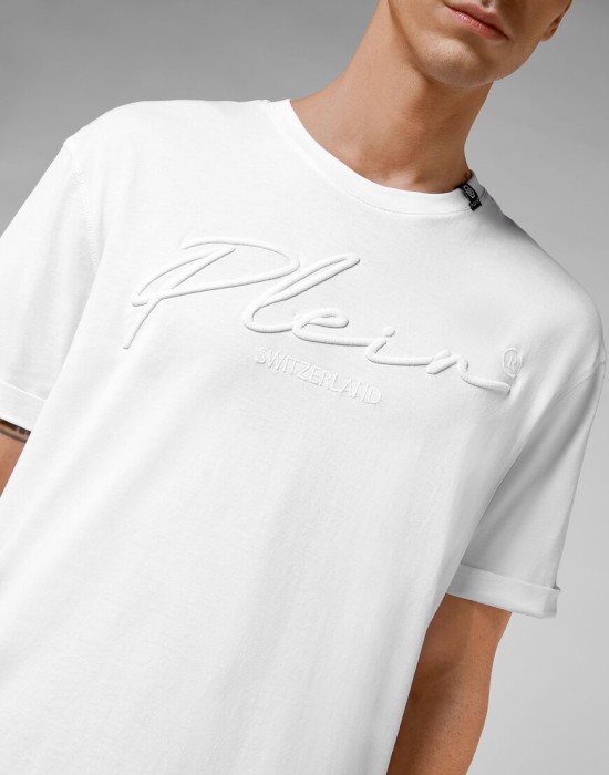 футболка  из проверенных материалов спереди