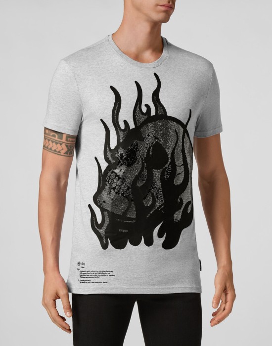 футболка  от бренда philipp plein вид слева