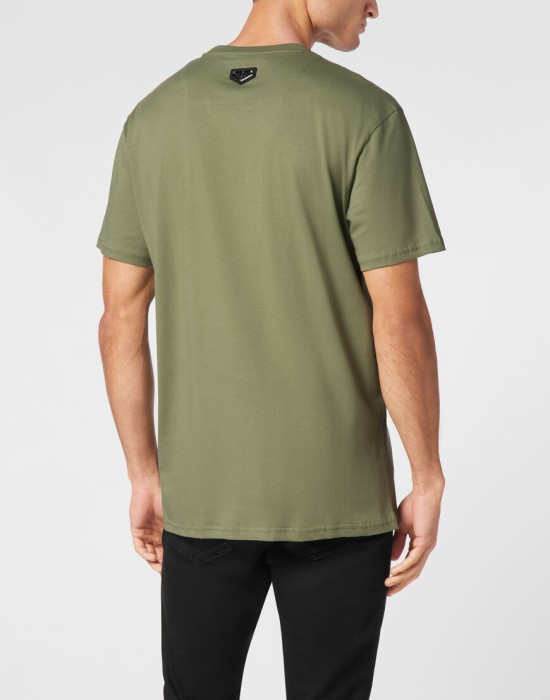 футболка  из америки вид сбоку