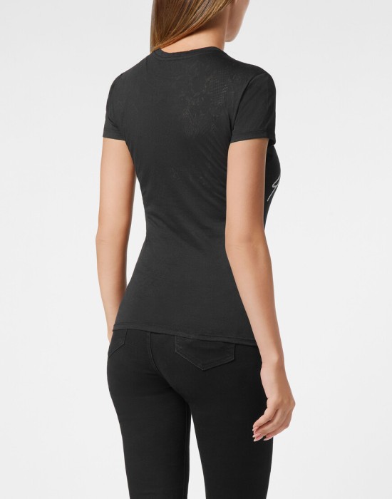 футболка  из америки вид сбоку