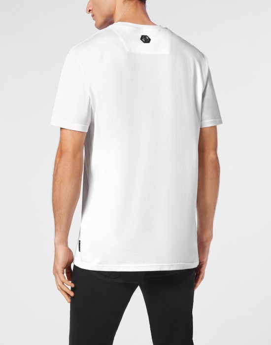 футболка  из америки вид сбоку