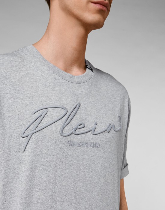 футболка  из проверенных материалов спереди