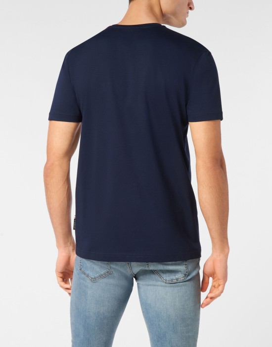 футболка  из америки вид сбоку