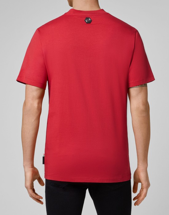 футболка  из америки вид сбоку