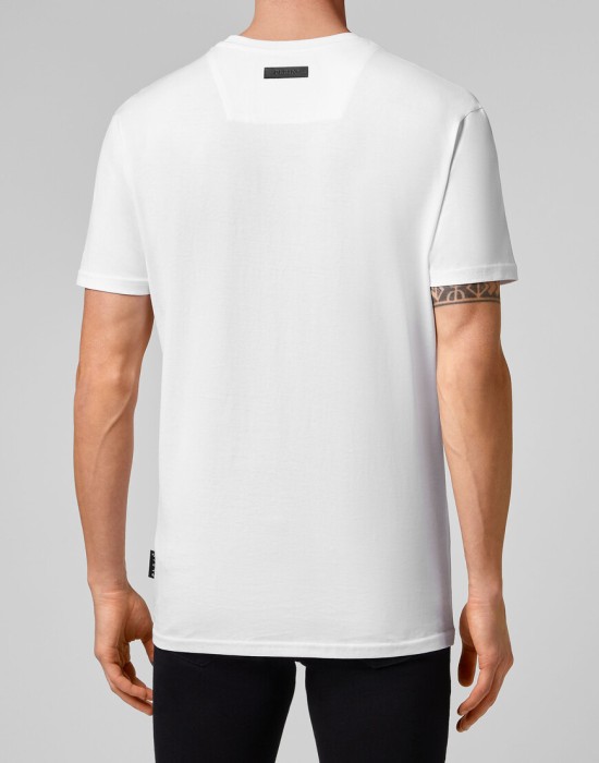 футболка  из америки вид сбоку