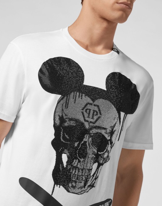 футболка  из проверенных материалов спереди