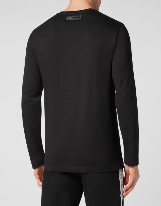 футболка  из италии вид сбоку