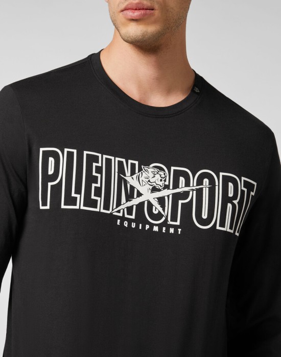 футболка  из проверенных материалов спереди