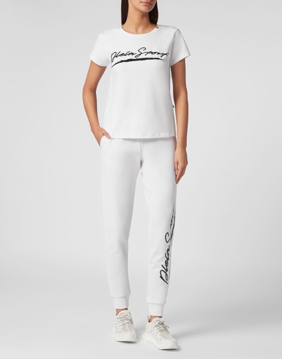 Товар белого цвета с внутренней стороны