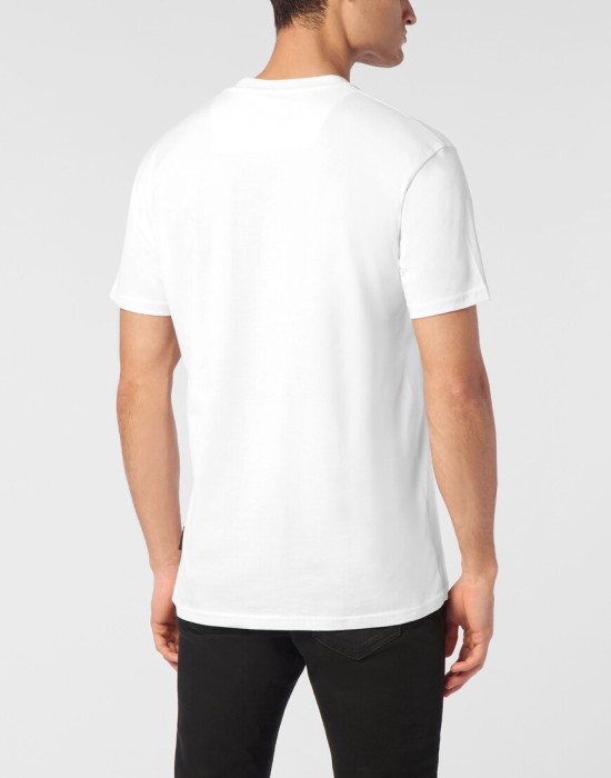 футболка  из америки вид сбоку