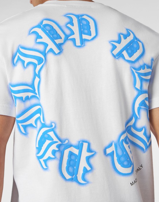 футболка  из проверенных материалов спереди