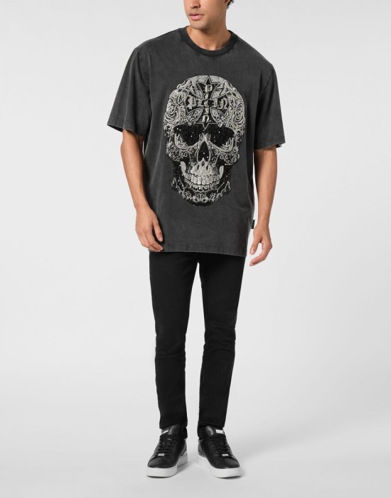 футболка  из проверенных материалов спереди