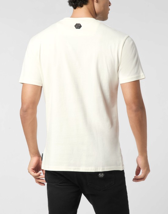 футболка  из америки вид сбоку