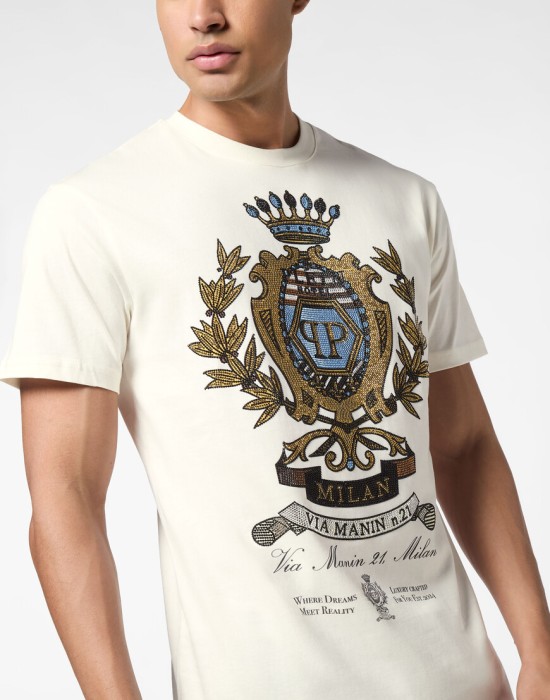 футболка  из проверенных материалов спереди