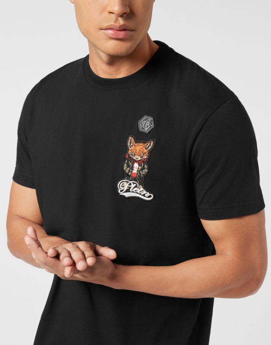 футболка  из проверенных материалов спереди