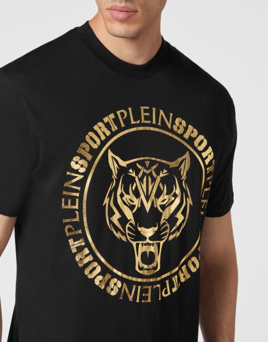 футболка  из италии вид сбоку