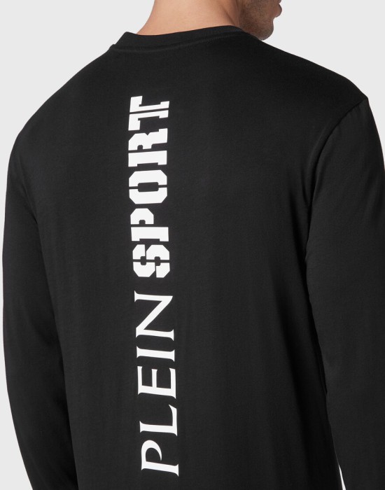 футболка  из италии вид сбоку