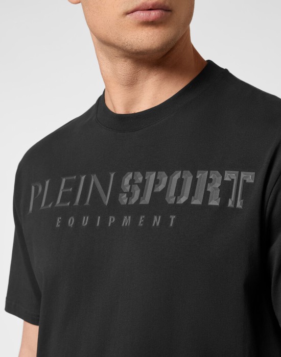 футболка  из италии вид сбоку