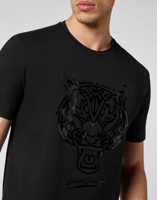 футболка  из проверенных материалов спереди