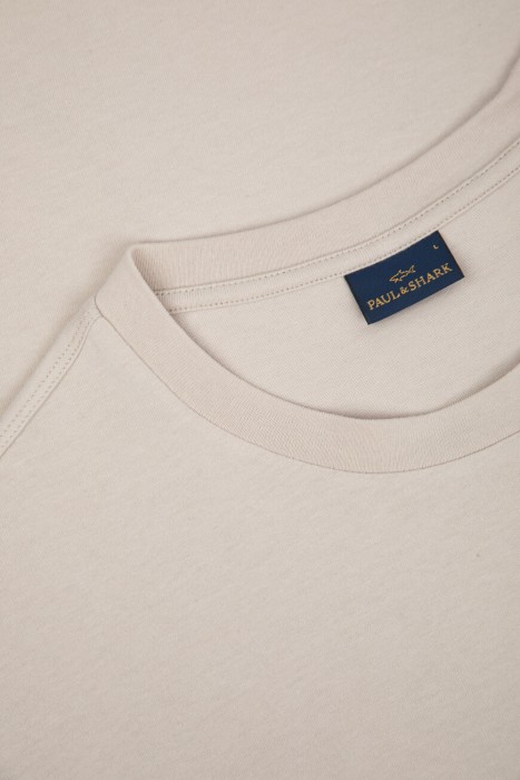 футболка  из хлопка спереди