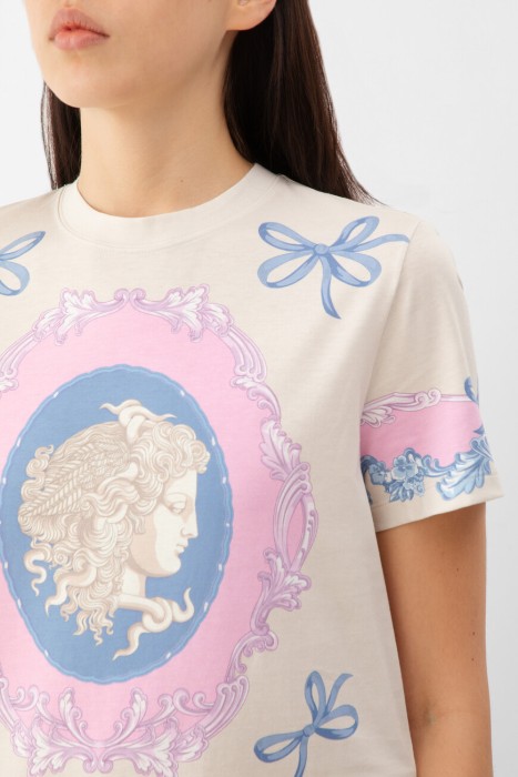 футболка  из италии вид сбоку